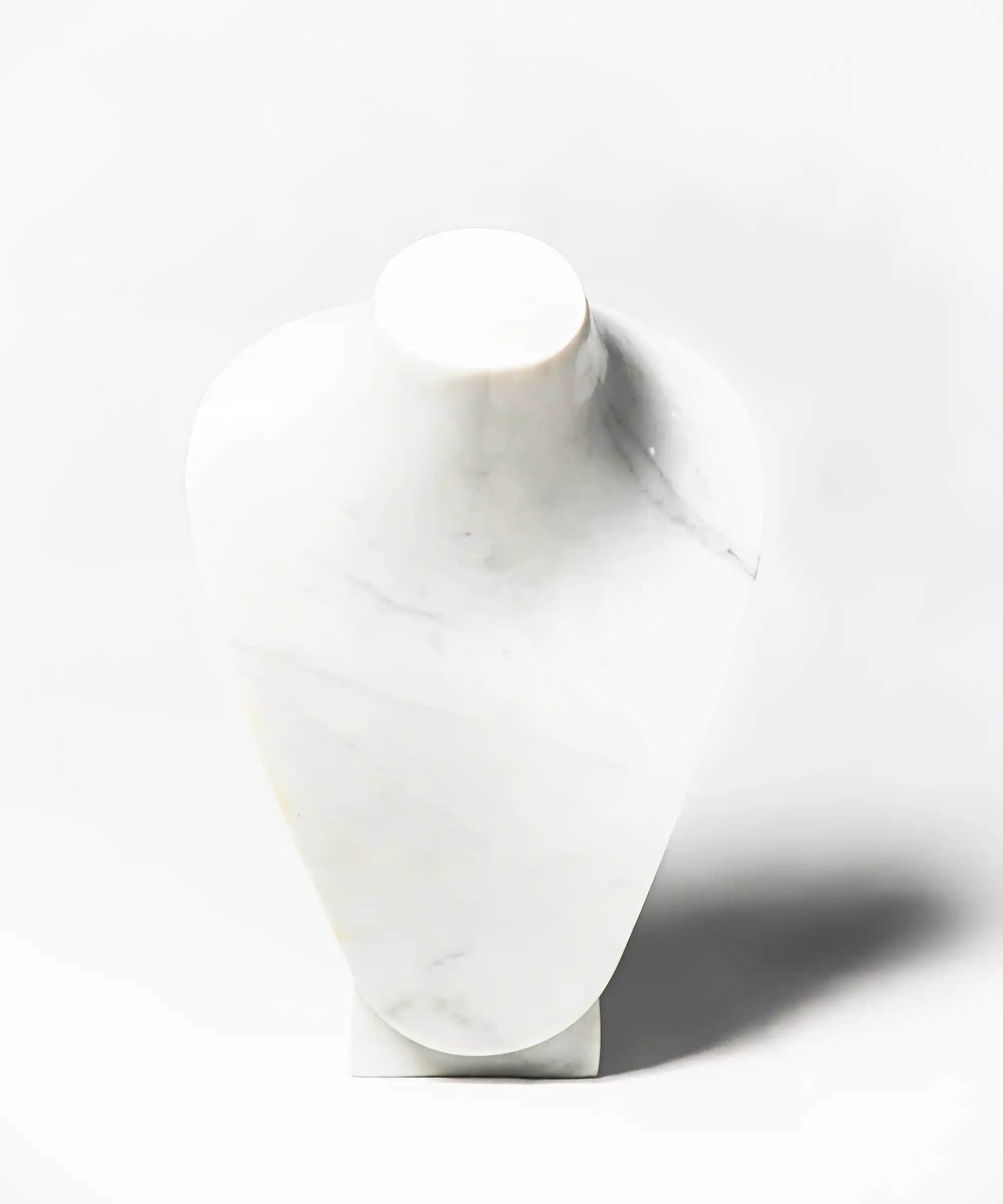 White Daniela handmade marble jewelry holder