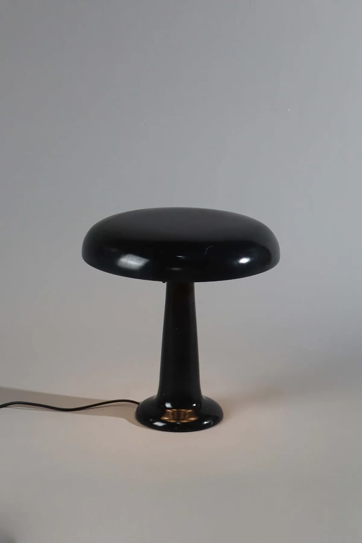 Kimberly marble table lamp in Nero Marquina, view 2