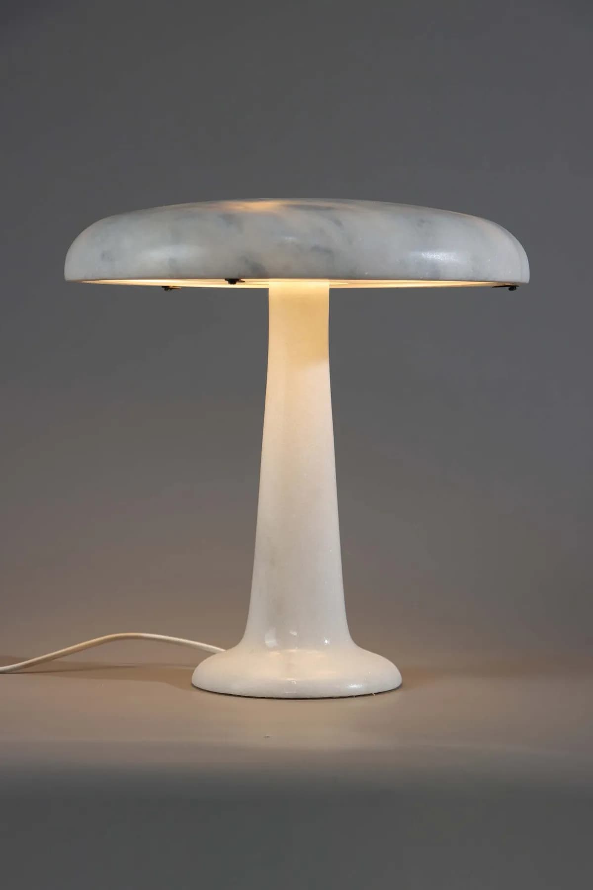 Kimberly marble table lamp in White Marble, view 2