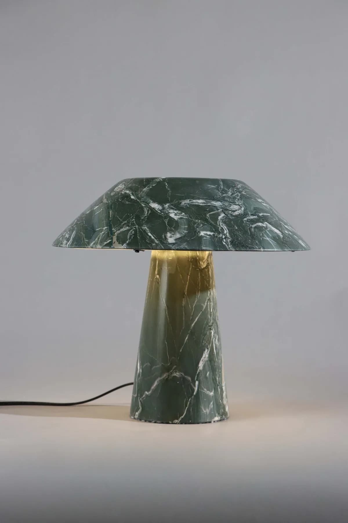 Tokyo marble table lamp in Verde Alpi, view 3