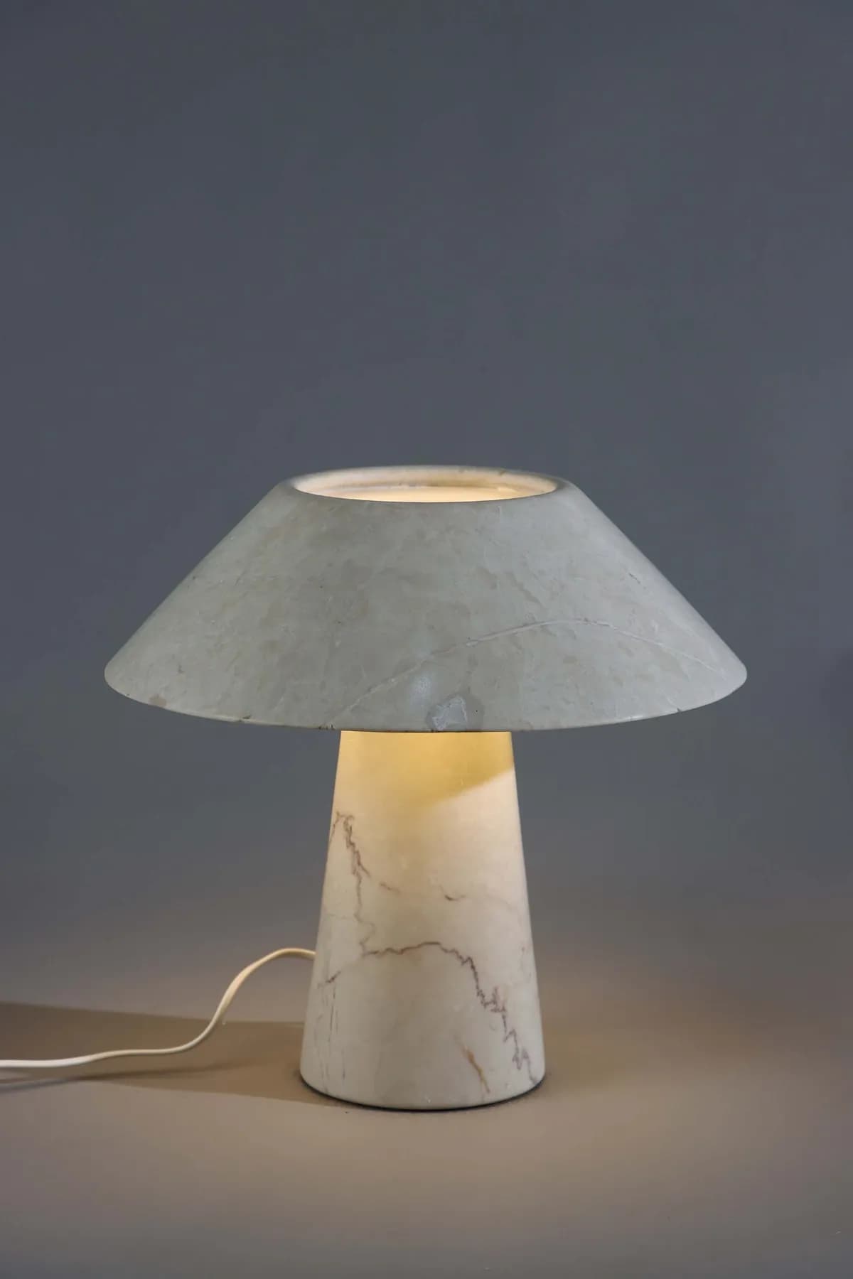 Tokyo marble table lamp in Pure Beige